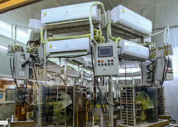 سال جدید و تنفس دوباره کارخانه ها در کردستان